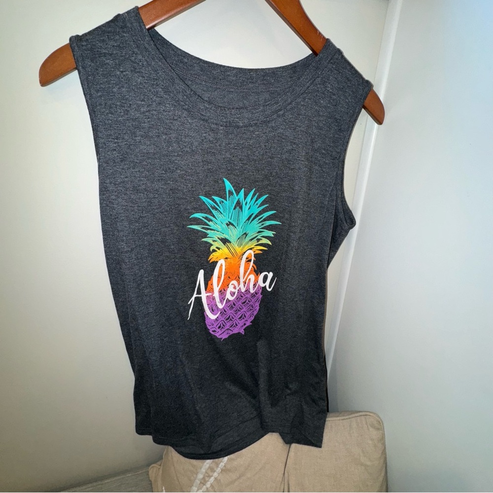 Grey, size medium, pineapple, aloha, tank top.